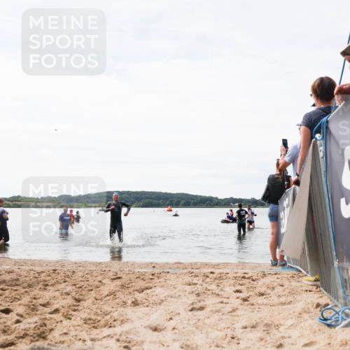 21.06.2026 - Viking Triathlon Michael Strokosch http://msf.ph/oto/9829444 21.06.2026 10:56:41 Schwimmen 374 meine-sportfotos.de