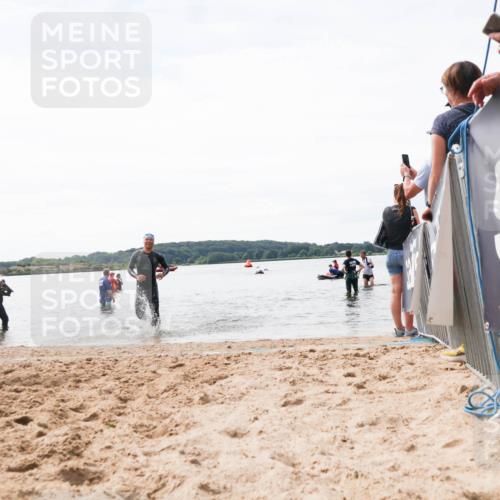 21.06.2026 - Viking Triathlon Michael Strokosch http://msf.ph/oto/9829449 21.06.2026 10:56:42 Schwimmen 374 meine-sportfotos.de