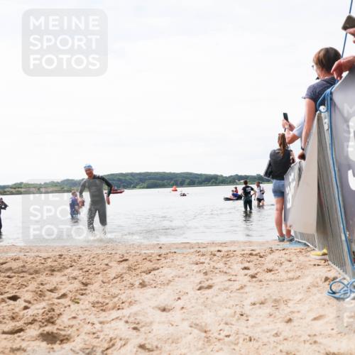 21.06.2026 - Viking Triathlon Michael Strokosch http://msf.ph/oto/9829450 21.06.2026 10:56:43 Schwimmen 374 meine-sportfotos.de