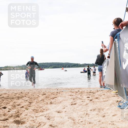 21.06.2026 - Viking Triathlon Michael Strokosch http://msf.ph/oto/9829451 21.06.2026 10:56:43 Schwimmen 374 meine-sportfotos.de