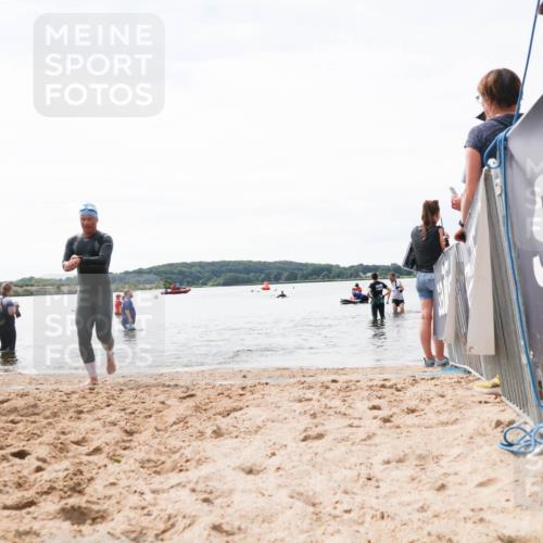 21.06.2026 - Viking Triathlon Michael Strokosch http://msf.ph/oto/9829454 21.06.2026 10:56:44 Schwimmen 374 meine-sportfotos.de