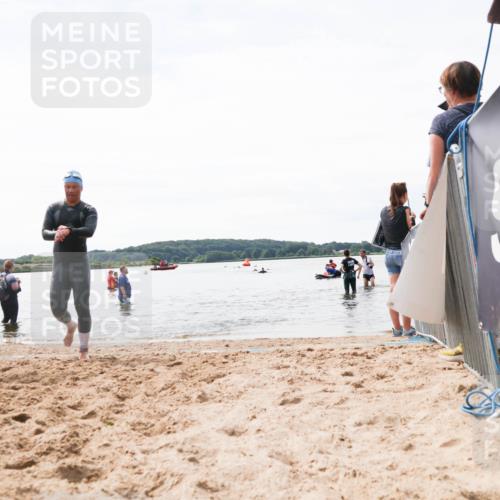 21.06.2026 - Viking Triathlon Michael Strokosch http://msf.ph/oto/9829455 21.06.2026 10:56:44 Schwimmen 374 meine-sportfotos.de