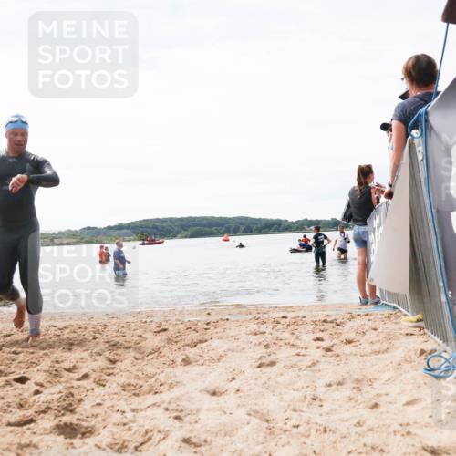 21.06.2026 - Viking Triathlon Michael Strokosch http://msf.ph/oto/9829457 21.06.2026 10:56:45 Schwimmen 374 meine-sportfotos.de
