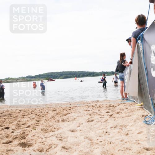21.06.2026 - Viking Triathlon Michael Strokosch http://msf.ph/oto/9829462 21.06.2026 10:56:47 Schwimmen 374 meine-sportfotos.de