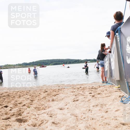21.06.2026 - Viking Triathlon Michael Strokosch http://msf.ph/oto/9829463 21.06.2026 10:56:47 Schwimmen 374 meine-sportfotos.de