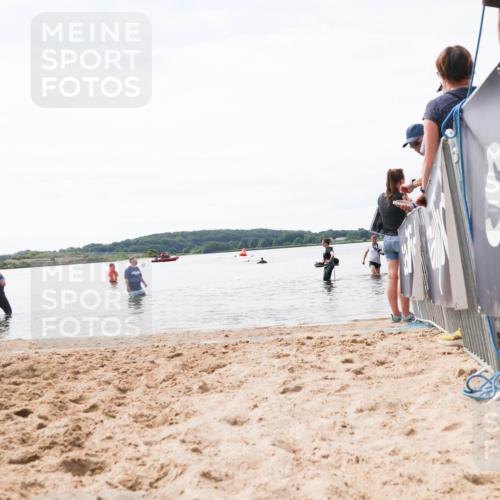 21.06.2026 - Viking Triathlon Michael Strokosch http://msf.ph/oto/9829464 21.06.2026 10:56:47 Schwimmen 374 meine-sportfotos.de