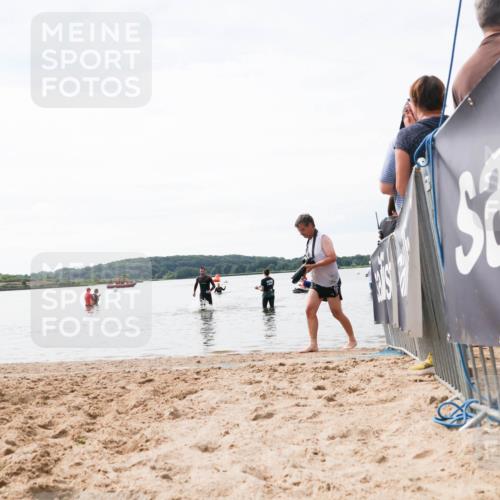 21.06.2026 - Viking Triathlon Michael Strokosch http://msf.ph/oto/9829520 21.06.2026 10:57:11 Schwimmen 401 meine-sportfotos.de