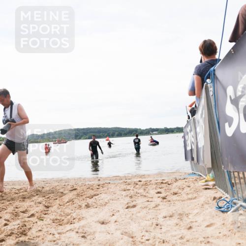 21.06.2026 - Viking Triathlon Michael Strokosch http://msf.ph/oto/9829528 21.06.2026 10:57:13 Schwimmen 401 meine-sportfotos.de