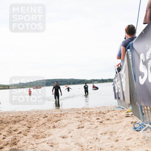 21.06.2026 - Viking Triathlon Michael Strokosch http://msf.ph/oto/9829532 21.06.2026 10:57:15 Schwimmen 401 meine-sportfotos.de