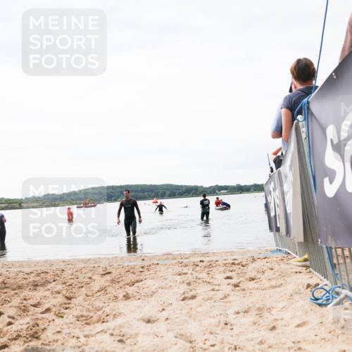 21.06.2026 - Viking Triathlon Michael Strokosch http://msf.ph/oto/9829534 21.06.2026 10:57:15 Schwimmen 401 meine-sportfotos.de