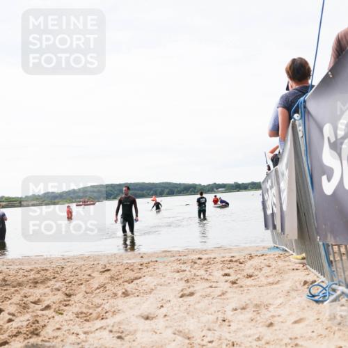 21.06.2026 - Viking Triathlon Michael Strokosch http://msf.ph/oto/9829536 21.06.2026 10:57:16 Schwimmen 401 meine-sportfotos.de