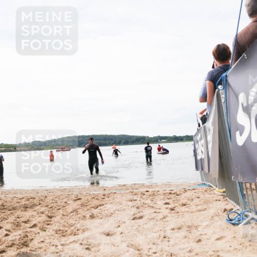 21.06.2026 - Viking Triathlon Michael Strokosch http://msf.ph/oto/9829538 21.06.2026 10:57:17 Schwimmen 401 meine-sportfotos.de