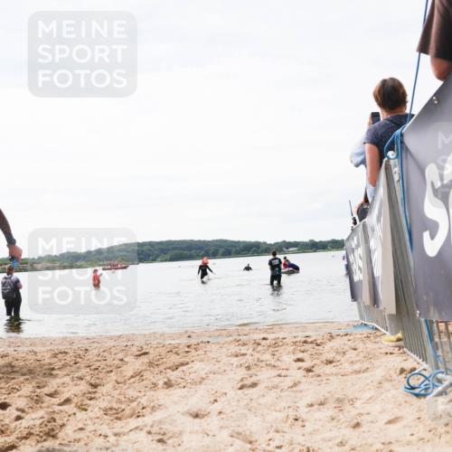 21.06.2026 - Viking Triathlon Michael Strokosch http://msf.ph/oto/9829550 21.06.2026 10:57:21 Schwimmen 401 meine-sportfotos.de