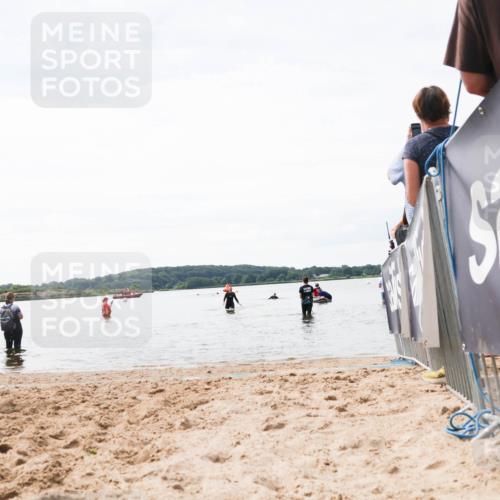 21.06.2026 - Viking Triathlon Michael Strokosch http://msf.ph/oto/9829551 21.06.2026 10:57:21 Schwimmen 401 meine-sportfotos.de