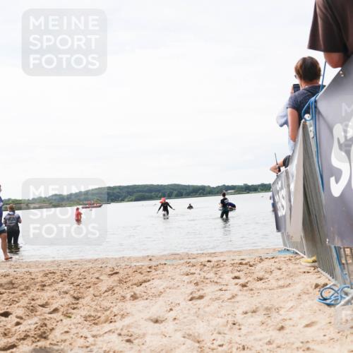 21.06.2026 - Viking Triathlon Michael Strokosch http://msf.ph/oto/9829556 21.06.2026 10:57:23 Schwimmen 401 meine-sportfotos.de