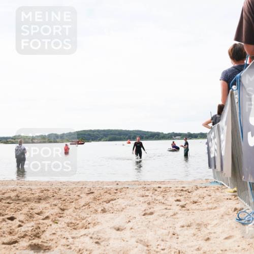 21.06.2026 - Viking Triathlon Michael Strokosch http://msf.ph/oto/9829581 21.06.2026 10:57:31 Schwimmen 652 meine-sportfotos.de