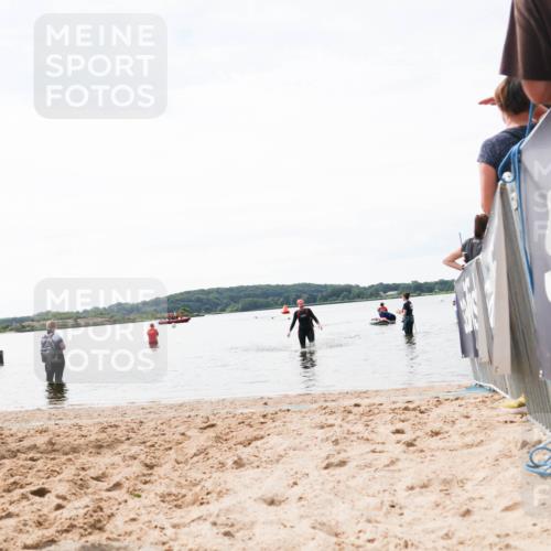 21.06.2026 - Viking Triathlon Michael Strokosch http://msf.ph/oto/9829583 21.06.2026 10:57:32 Schwimmen 652 meine-sportfotos.de