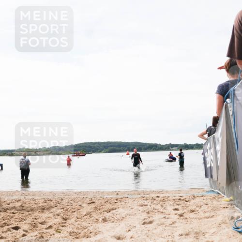 21.06.2026 - Viking Triathlon Michael Strokosch http://msf.ph/oto/9829584 21.06.2026 10:57:32 Schwimmen 652 meine-sportfotos.de