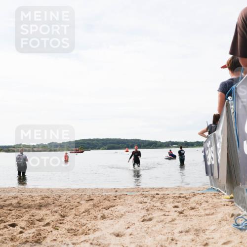 21.06.2026 - Viking Triathlon Michael Strokosch http://msf.ph/oto/9829586 21.06.2026 10:57:33 Schwimmen 652 meine-sportfotos.de