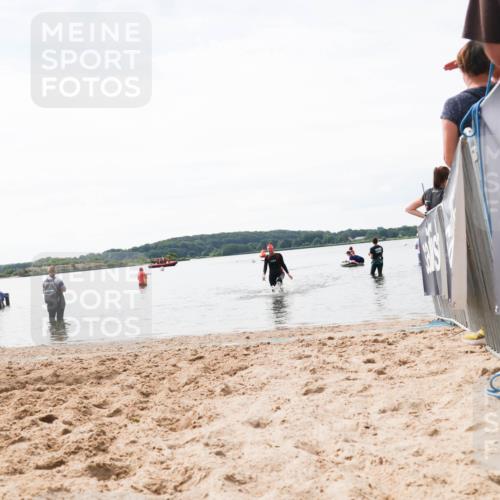 21.06.2026 - Viking Triathlon Michael Strokosch http://msf.ph/oto/9829588 21.06.2026 10:57:33 Schwimmen 652 meine-sportfotos.de