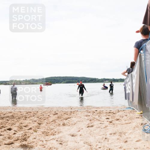 21.06.2026 - Viking Triathlon Michael Strokosch http://msf.ph/oto/9829589 21.06.2026 10:57:34 Schwimmen 652 meine-sportfotos.de