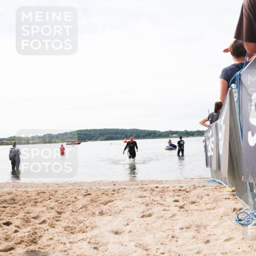21.06.2026 - Viking Triathlon Michael Strokosch http://msf.ph/oto/9829590 21.06.2026 10:57:34 Schwimmen 652 meine-sportfotos.de