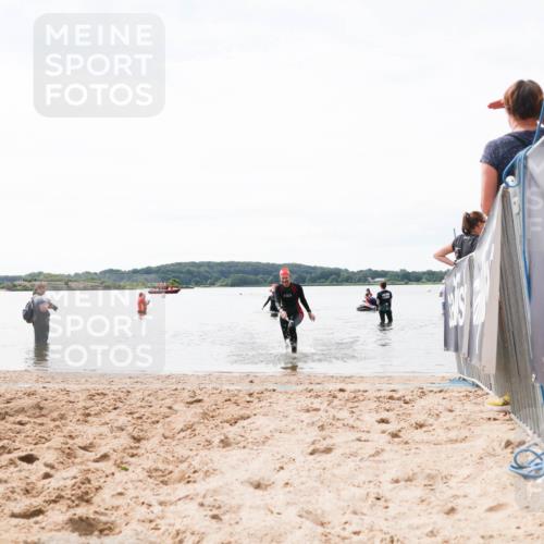 21.06.2026 - Viking Triathlon Michael Strokosch http://msf.ph/oto/9829598 21.06.2026 10:57:37 Schwimmen 652 meine-sportfotos.de