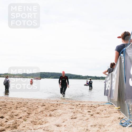 21.06.2026 - Viking Triathlon Michael Strokosch http://msf.ph/oto/9829602 21.06.2026 10:57:39 Schwimmen 652 meine-sportfotos.de