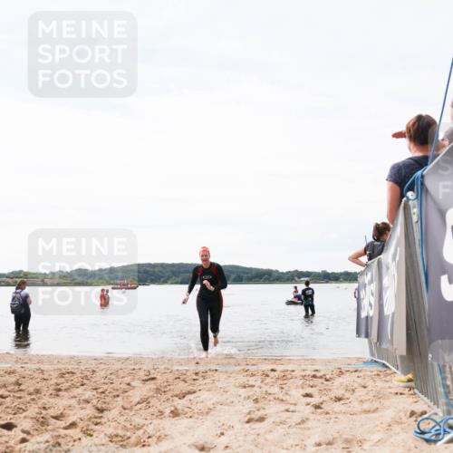 21.06.2026 - Viking Triathlon Michael Strokosch http://msf.ph/oto/9829603 21.06.2026 10:57:39 Schwimmen 652 meine-sportfotos.de