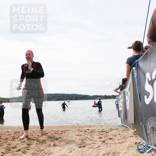 21.06.2026 - Viking Triathlon Michael Strokosch http://msf.ph/oto/9829609 21.06.2026 10:57:41 Schwimmen 652 meine-sportfotos.de