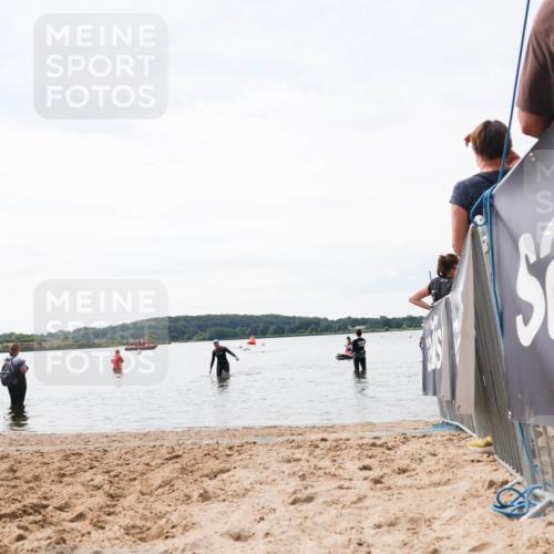 21.06.2026 - Viking Triathlon Michael Strokosch http://msf.ph/oto/9829620 21.06.2026 10:57:45 Schwimmen 652 meine-sportfotos.de