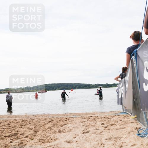 21.06.2026 - Viking Triathlon Michael Strokosch http://msf.ph/oto/9829622 21.06.2026 10:57:45 Schwimmen 652 meine-sportfotos.de