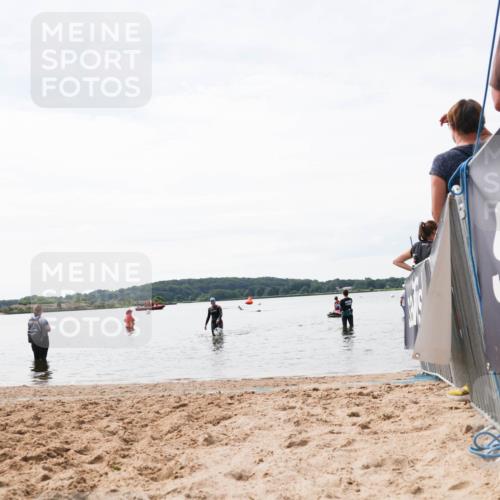 21.06.2026 - Viking Triathlon Michael Strokosch http://msf.ph/oto/9829624 21.06.2026 10:57:46 Schwimmen 652 meine-sportfotos.de