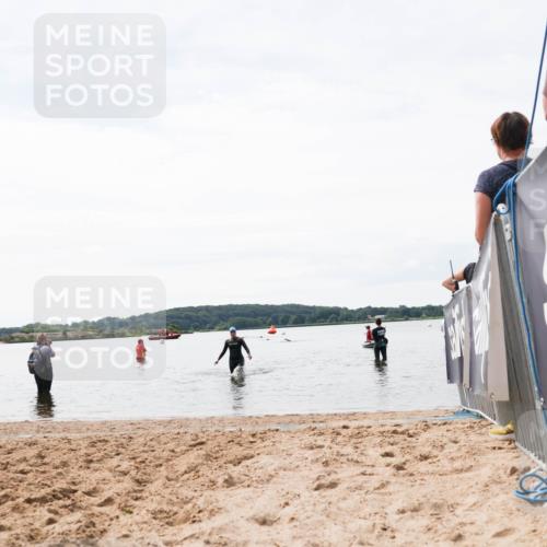 21.06.2026 - Viking Triathlon Michael Strokosch http://msf.ph/oto/9829633 21.06.2026 10:57:49 Schwimmen 224 meine-sportfotos.de
