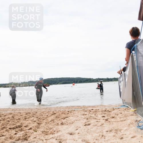 21.06.2026 - Viking Triathlon Michael Strokosch http://msf.ph/oto/9829651 21.06.2026 10:57:55 Schwimmen 224 meine-sportfotos.de