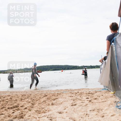 21.06.2026 - Viking Triathlon Michael Strokosch http://msf.ph/oto/9829653 21.06.2026 10:57:56 Schwimmen 224 meine-sportfotos.de