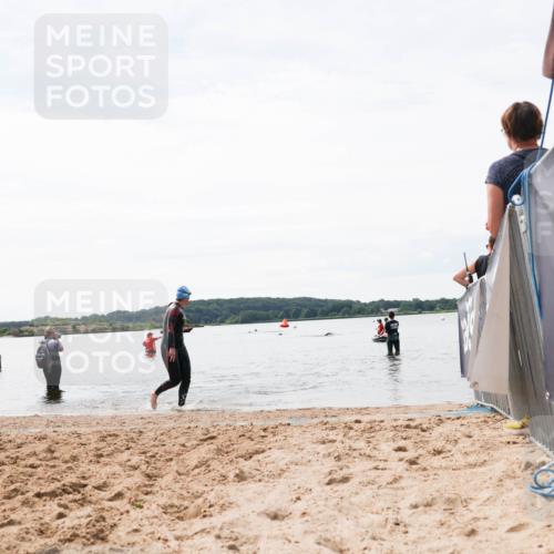 21.06.2026 - Viking Triathlon Michael Strokosch http://msf.ph/oto/9829654 21.06.2026 10:57:56 Schwimmen 224 meine-sportfotos.de