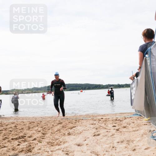 21.06.2026 - Viking Triathlon Michael Strokosch http://msf.ph/oto/9829659 21.06.2026 10:57:58 Schwimmen 224 meine-sportfotos.de