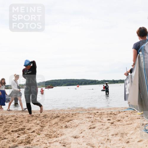 21.06.2026 - Viking Triathlon Michael Strokosch http://msf.ph/oto/9829662 21.06.2026 10:57:59 Schwimmen 224 meine-sportfotos.de