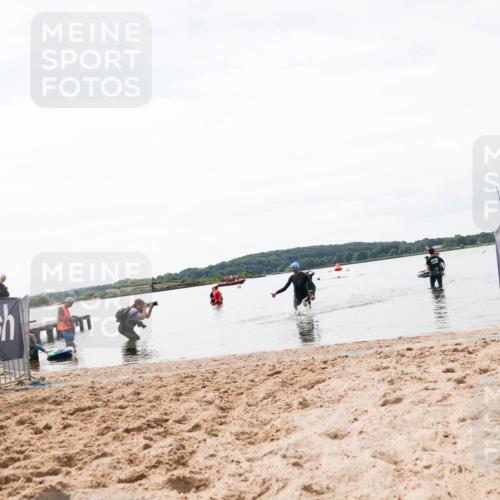 21.06.2026 - Viking Triathlon Michael Strokosch http://msf.ph/oto/9829736 21.06.2026 10:58:30 Schwimmen 439 meine-sportfotos.de