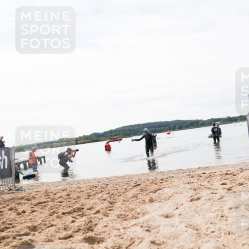 21.06.2026 - Viking Triathlon Michael Strokosch http://msf.ph/oto/9829737 21.06.2026 10:58:31 Schwimmen 439 meine-sportfotos.de