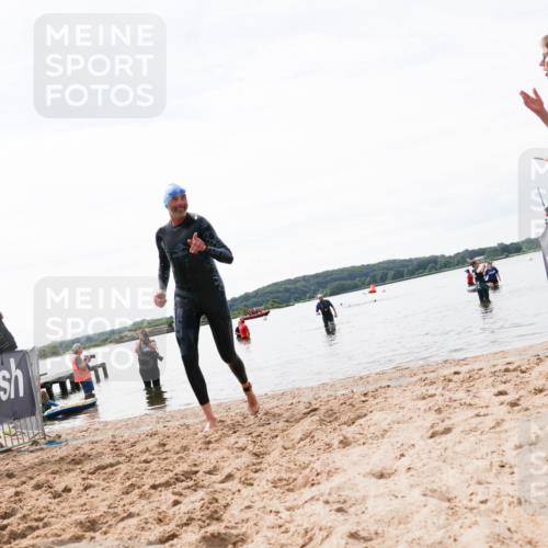 21.06.2026 - Viking Triathlon Michael Strokosch http://msf.ph/oto/9829757 21.06.2026 10:58:38 Schwimmen 439 meine-sportfotos.de
