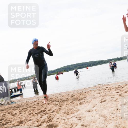 21.06.2026 - Viking Triathlon Michael Strokosch http://msf.ph/oto/9829758 21.06.2026 10:58:38 Schwimmen 439 meine-sportfotos.de