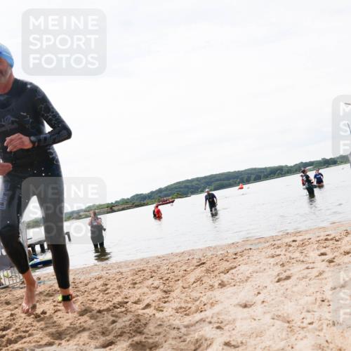 21.06.2026 - Viking Triathlon Michael Strokosch http://msf.ph/oto/9829761 21.06.2026 10:58:39 Schwimmen 439 meine-sportfotos.de