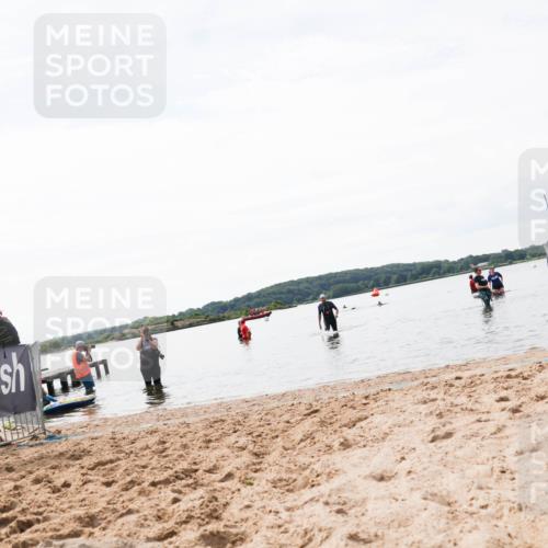 21.06.2026 - Viking Triathlon Michael Strokosch http://msf.ph/oto/9829764 21.06.2026 10:58:40 Schwimmen 439 meine-sportfotos.de