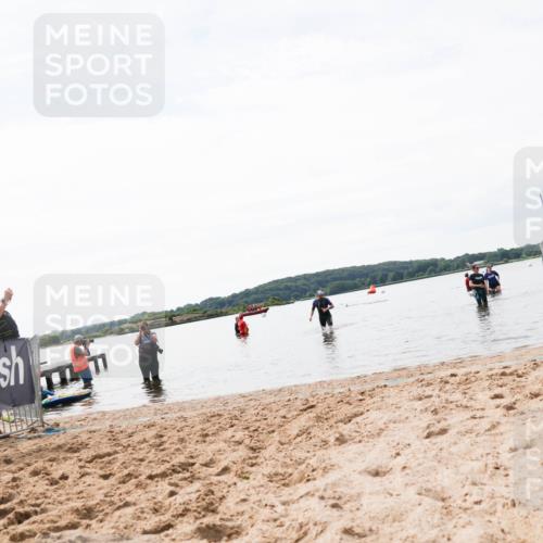 21.06.2026 - Viking Triathlon Michael Strokosch http://msf.ph/oto/9829766 21.06.2026 10:58:40 Schwimmen 439 meine-sportfotos.de