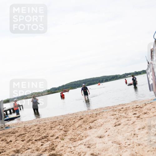 21.06.2026 - Viking Triathlon Michael Strokosch http://msf.ph/oto/9829778 21.06.2026 10:58:44 Schwimmen 141 meine-sportfotos.de