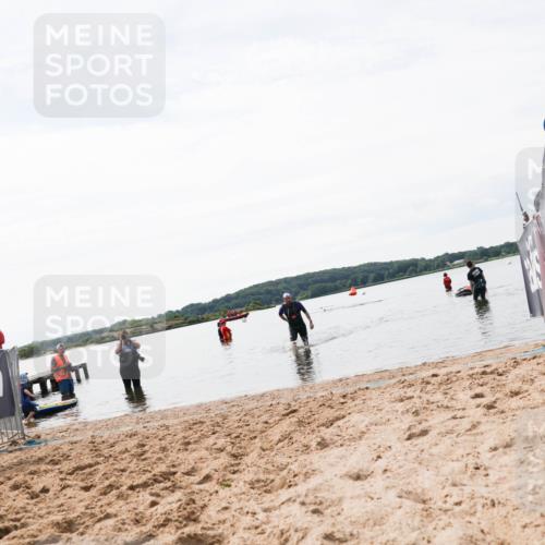 21.06.2026 - Viking Triathlon Michael Strokosch http://msf.ph/oto/9829782 21.06.2026 10:58:46 Schwimmen 141 meine-sportfotos.de