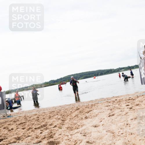 21.06.2026 - Viking Triathlon Michael Strokosch http://msf.ph/oto/9829790 21.06.2026 10:58:48 Schwimmen 141 meine-sportfotos.de