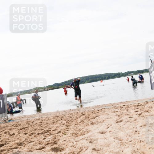 21.06.2026 - Viking Triathlon Michael Strokosch http://msf.ph/oto/9829795 21.06.2026 10:58:50 Schwimmen 141 meine-sportfotos.de